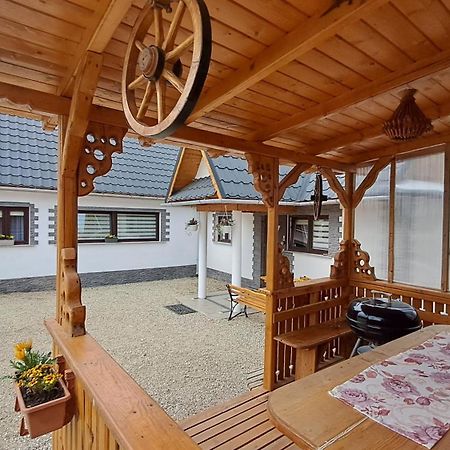 Appartement Amico à Groń Extérieur photo